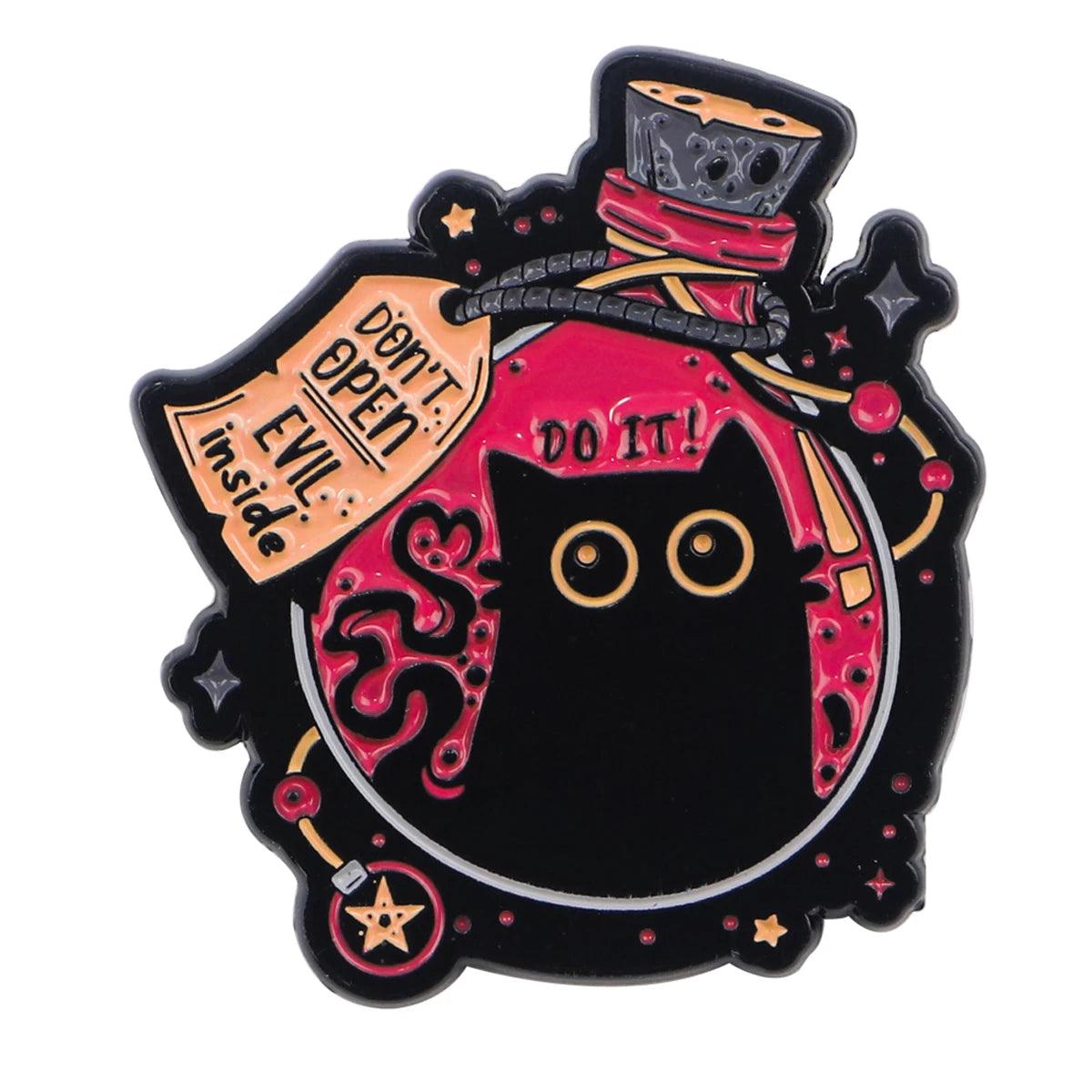 Cute Black Cat - The pin shop