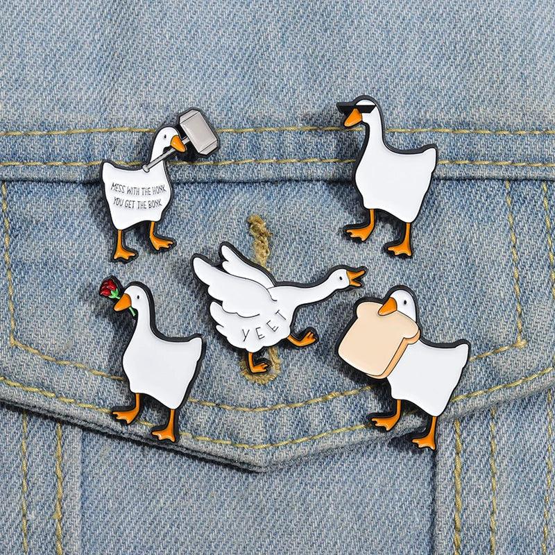 Cute Ducks - The pin shop