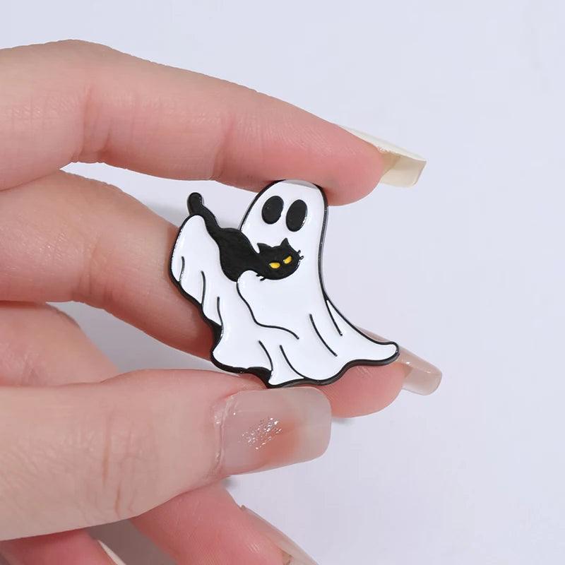 Ghost and Cat - The pin shop